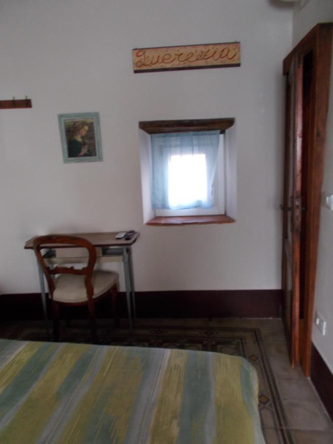 Guest House Le Arti Minori เซอราวาเลพิสโตเยเซ ภายนอก รูปภาพ