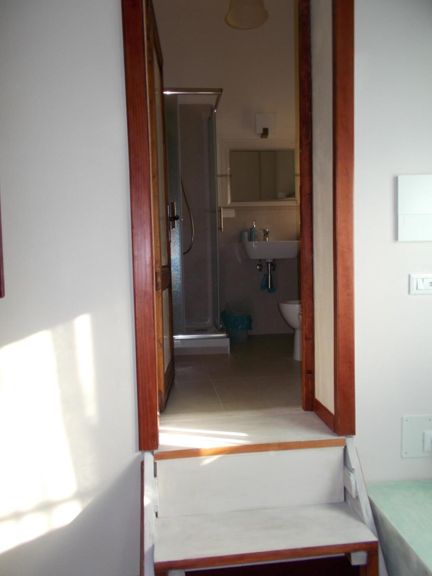 Guest House Le Arti Minori เซอราวาเลพิสโตเยเซ ภายนอก รูปภาพ
