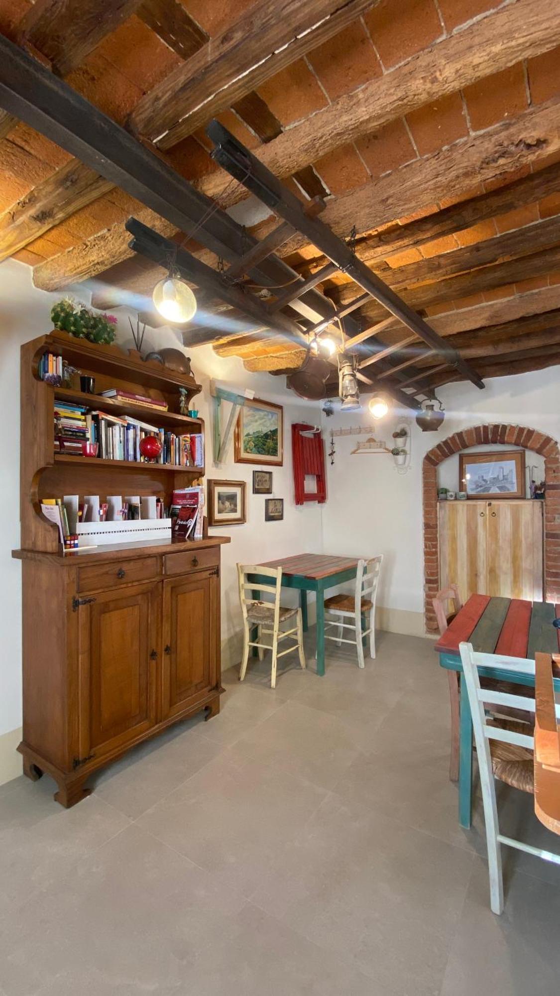 Guest House Le Arti Minori เซอราวาเลพิสโตเยเซ ภายนอก รูปภาพ